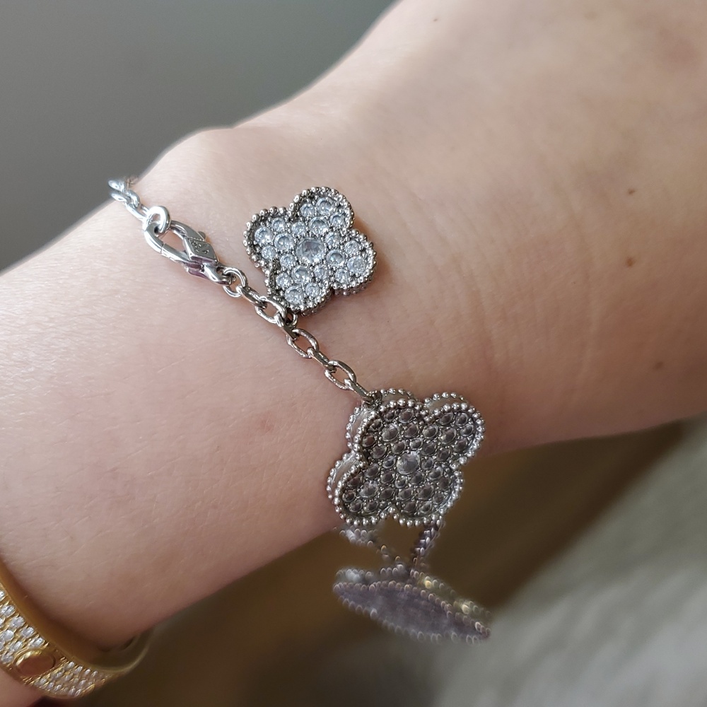 Intricate Silver Crystal Clover Bracelet with Delicate Chain - Picture 6 of 8